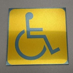 Печать на алюминии — Информационная табличка инвалид — фото